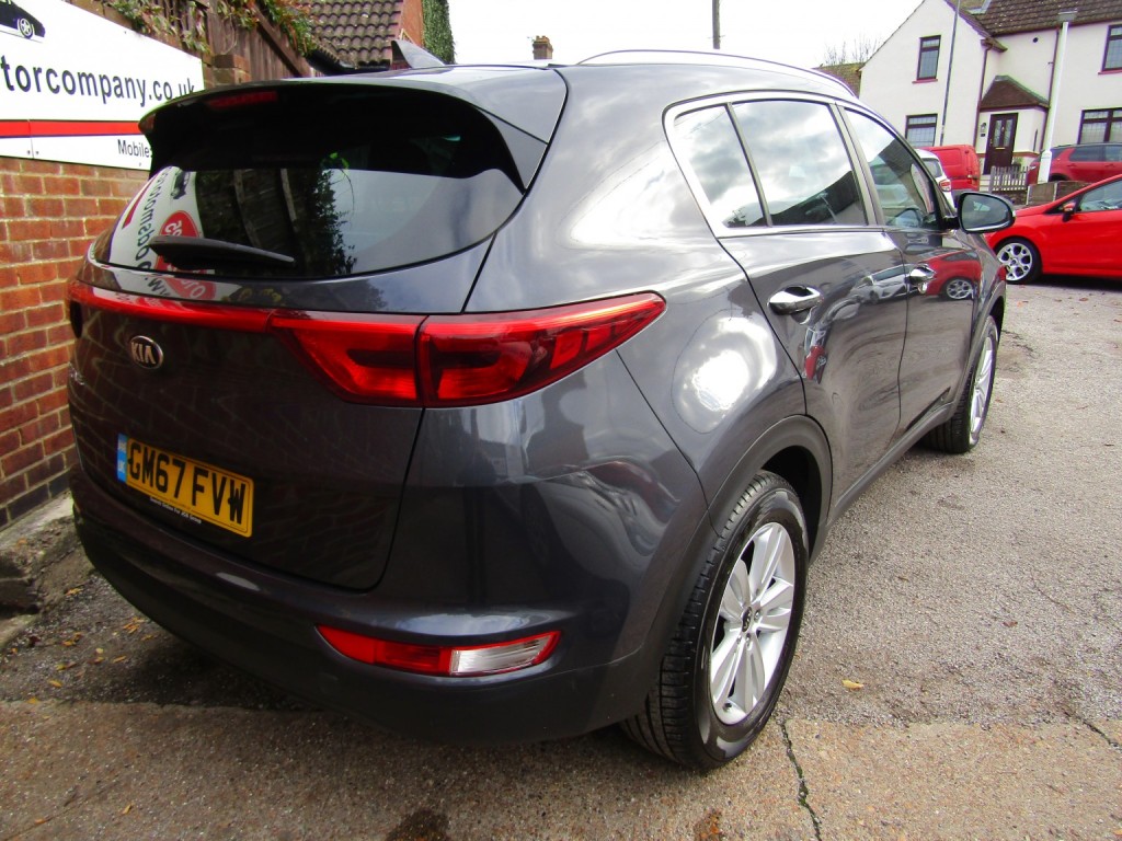 View KIA SPORTAGE 1.6 GDi 2  Two Former Keepers, Only 49,000 Miles, FSH (6 Stamps) Lovely Car!