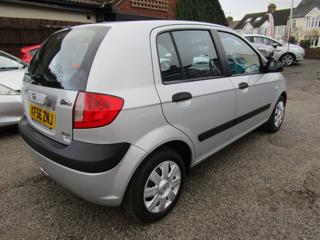 View HYUNDAI GETZ 1.1 GSi One Former Keeper, Only 39,000 Genuine Miles, FSH, Lovely Low Mileage!