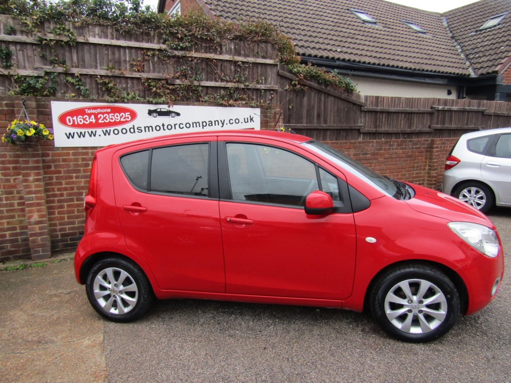 View VAUXHALL AGILA 1.2 VVT ecoFLEX SE  One Former Keeper, Only 34,000 Genuine Miles, FSH, 11 Service Stamps,  £35 Tax