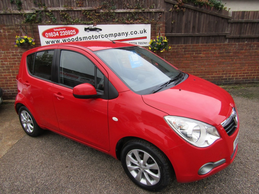 View VAUXHALL AGILA 1.2 VVT ecoFLEX SE  One Former Keeper, Only 34,000 Genuine Miles, FSH, 11 Service Stamps,  £35 Tax