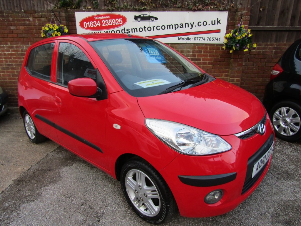 View HYUNDAI I10 1.2 Style  2 Former Keepers, Only 42,000 miles, Service History,7 Service Stamps, Only £35 Tax