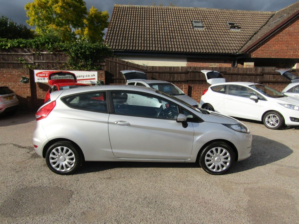 View FORD FIESTA EDGE 1.25   Only 72,000 miles,  Service History, 3 Former Keepers