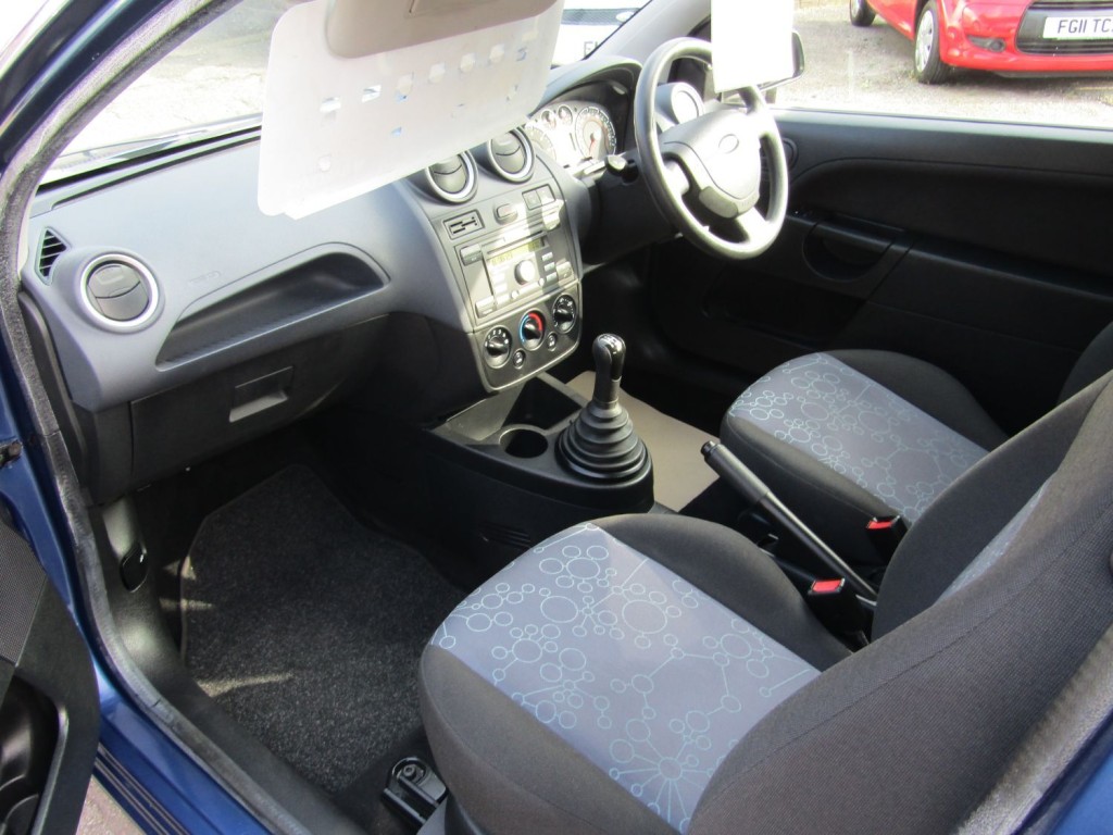 FORD FIESTA