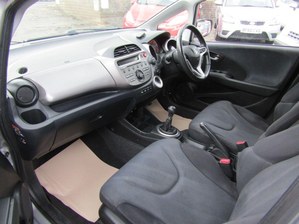 HONDA JAZZ