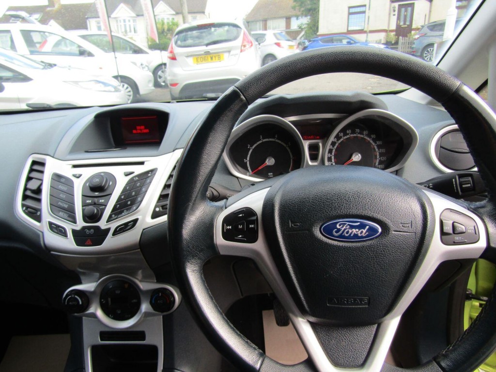 FORD FIESTA