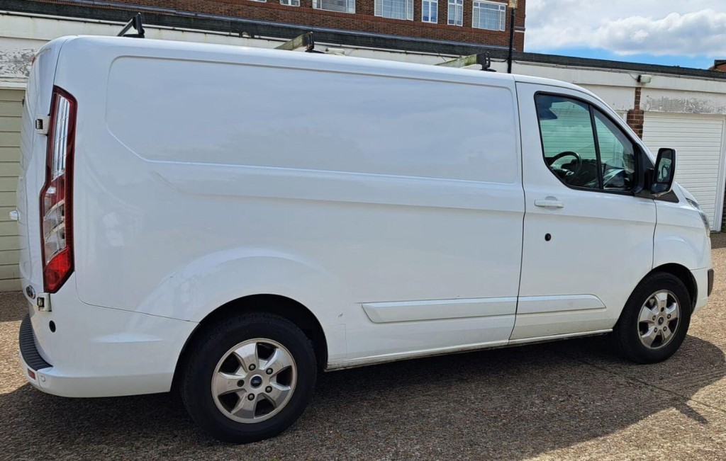 FORD TRANSIT CUSTOM