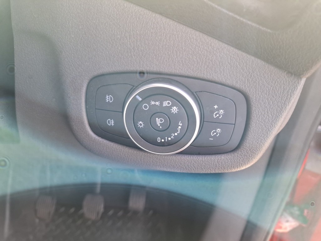 FORD TRANSIT CONNECT