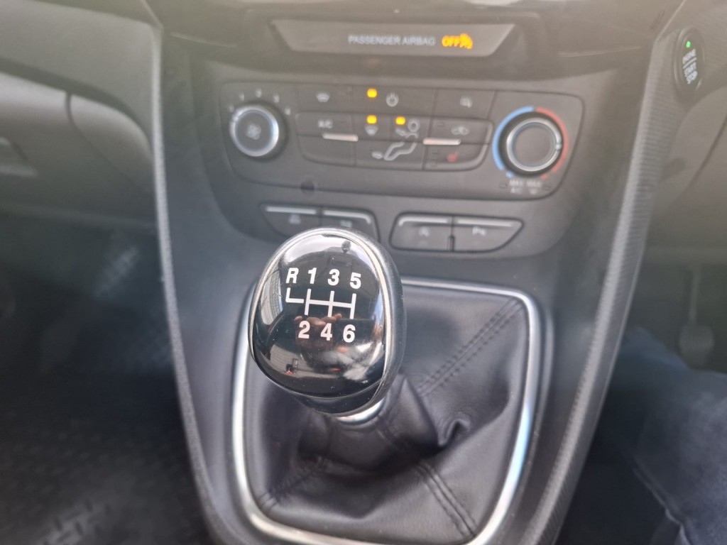 FORD TRANSIT CONNECT