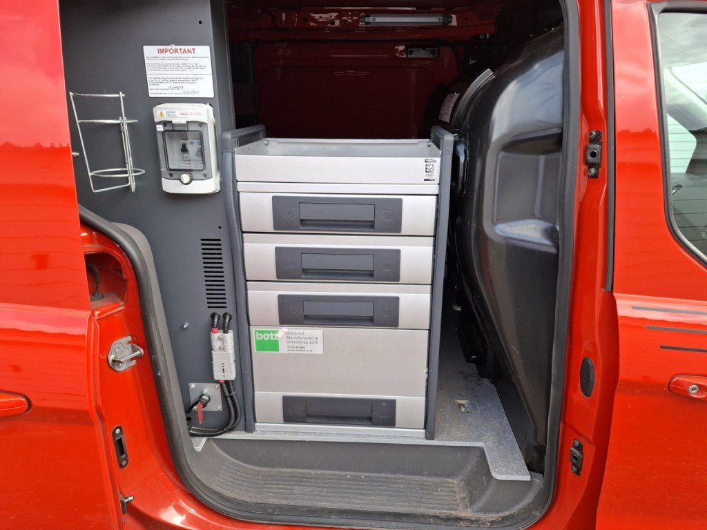 FORD TRANSIT CONNECT