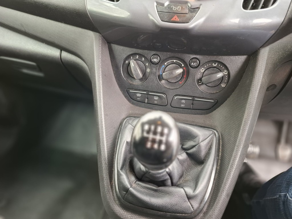 FORD TRANSIT CONNECT