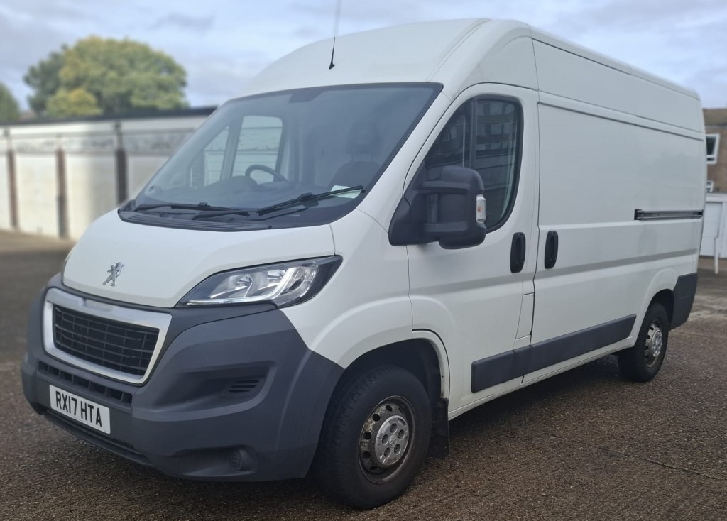PEUGEOT BOXER