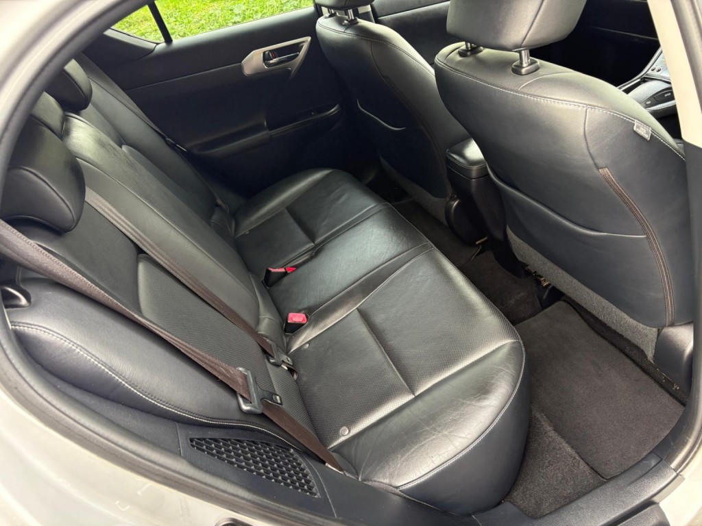 View LEXUS CT 1.8 200h SE-L