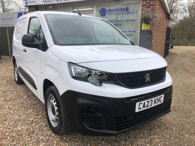 PEUGEOT PARTNER 1.5 BlueHDi 1000 Professional Premium + 