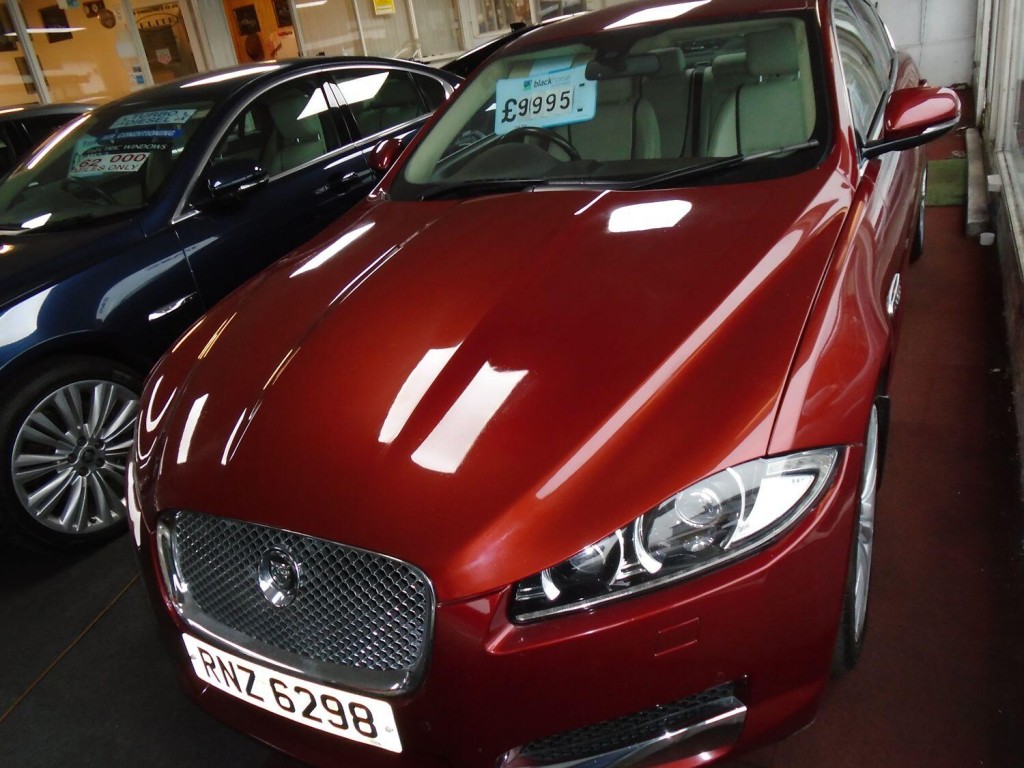 View JAGUAR XF 2.2 d Portfolio 