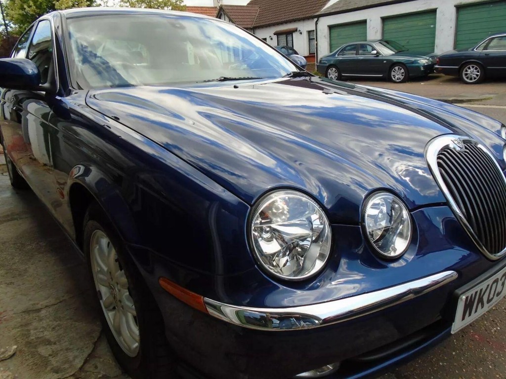 View JAGUAR S-TYPE 2.5 V6 SE