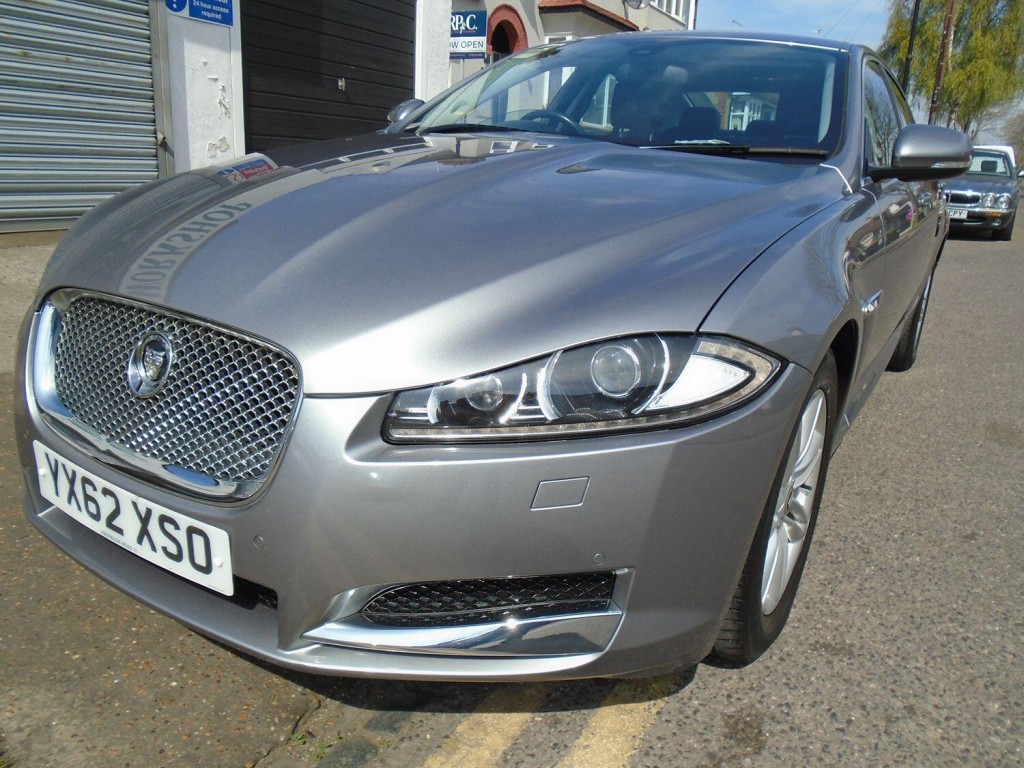 JAGUAR XF