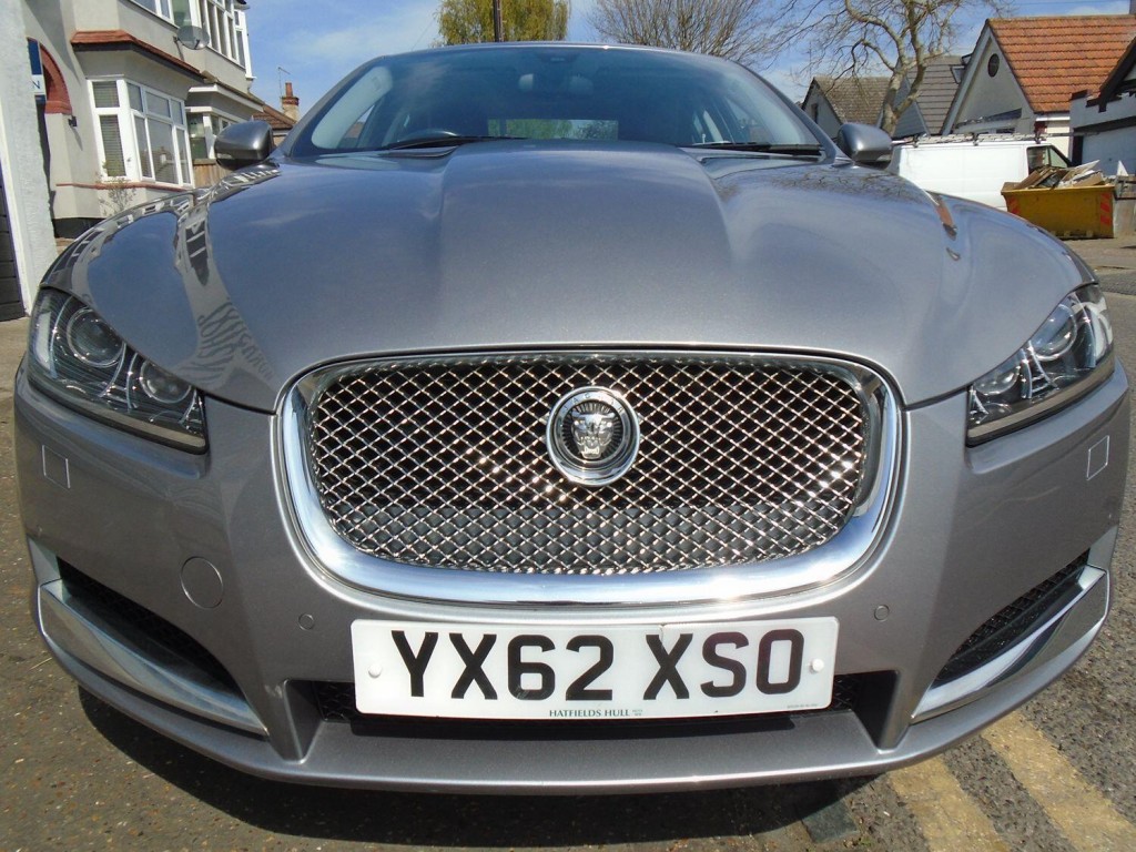 JAGUAR XF