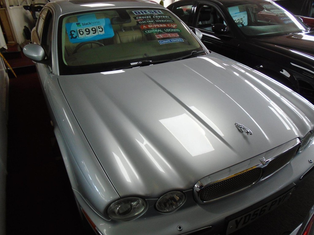 JAGUAR XJ