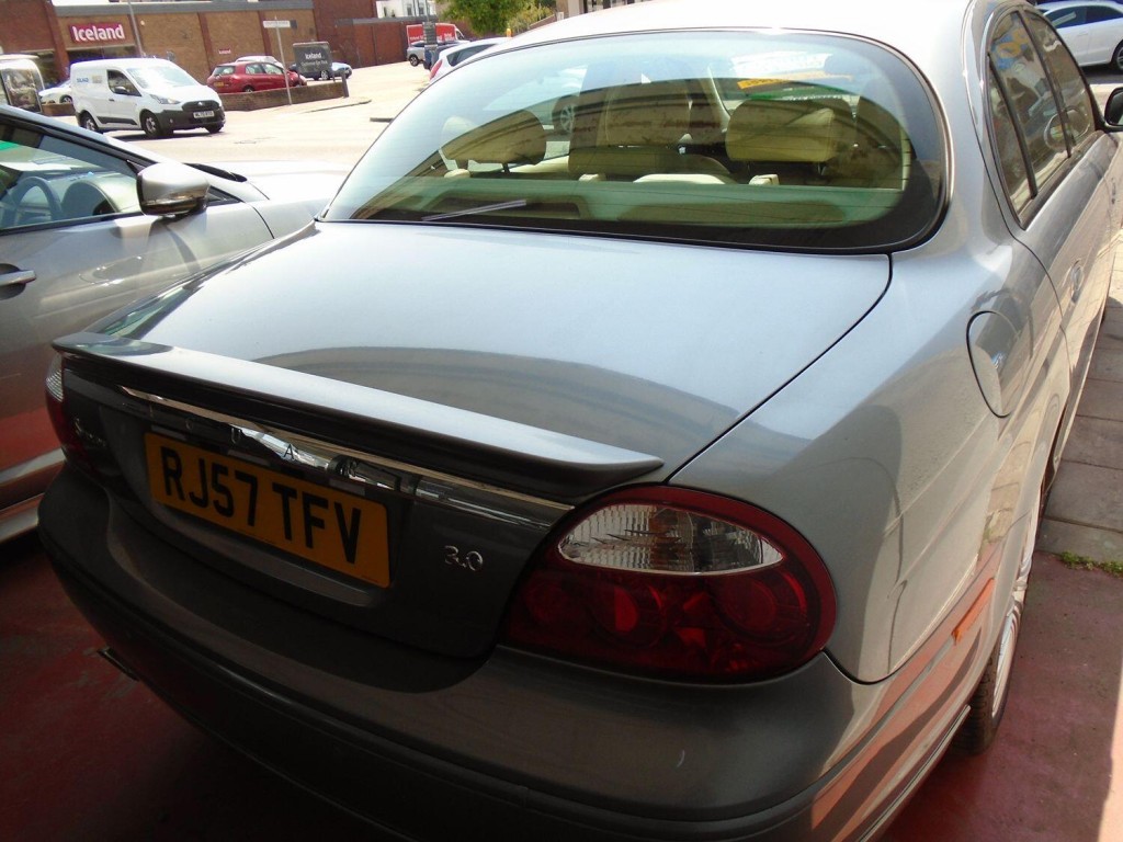 JAGUAR S-TYPE
