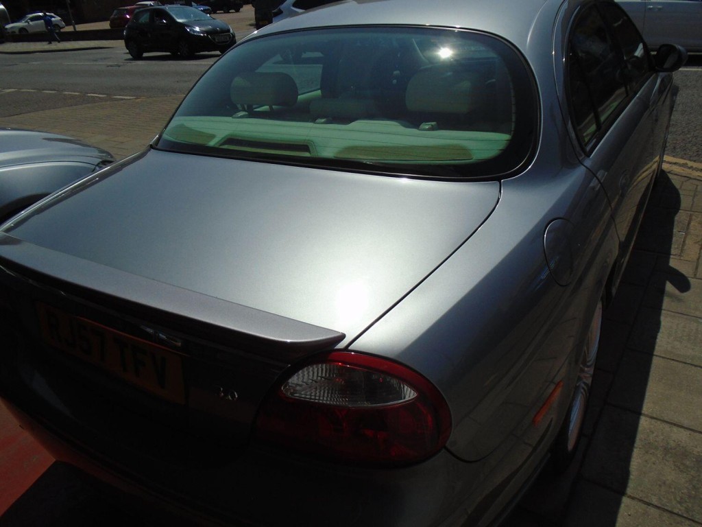 JAGUAR S-TYPE