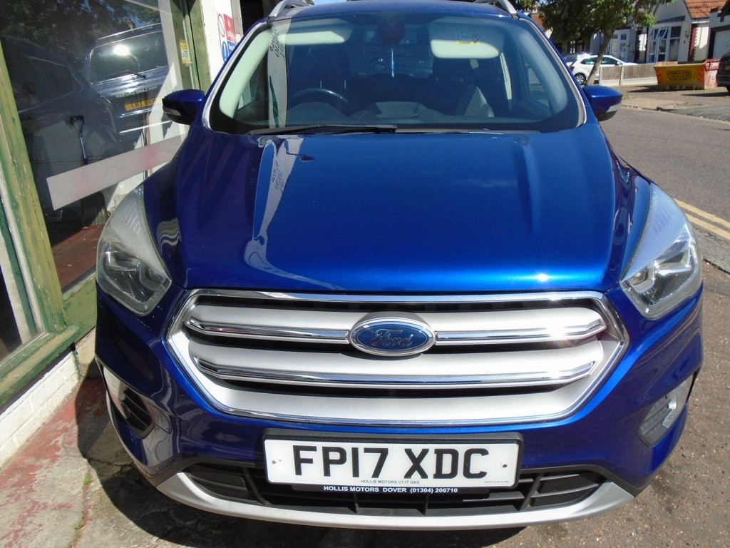 View FORD KUGA 1.5 T EcoBoost Titanium