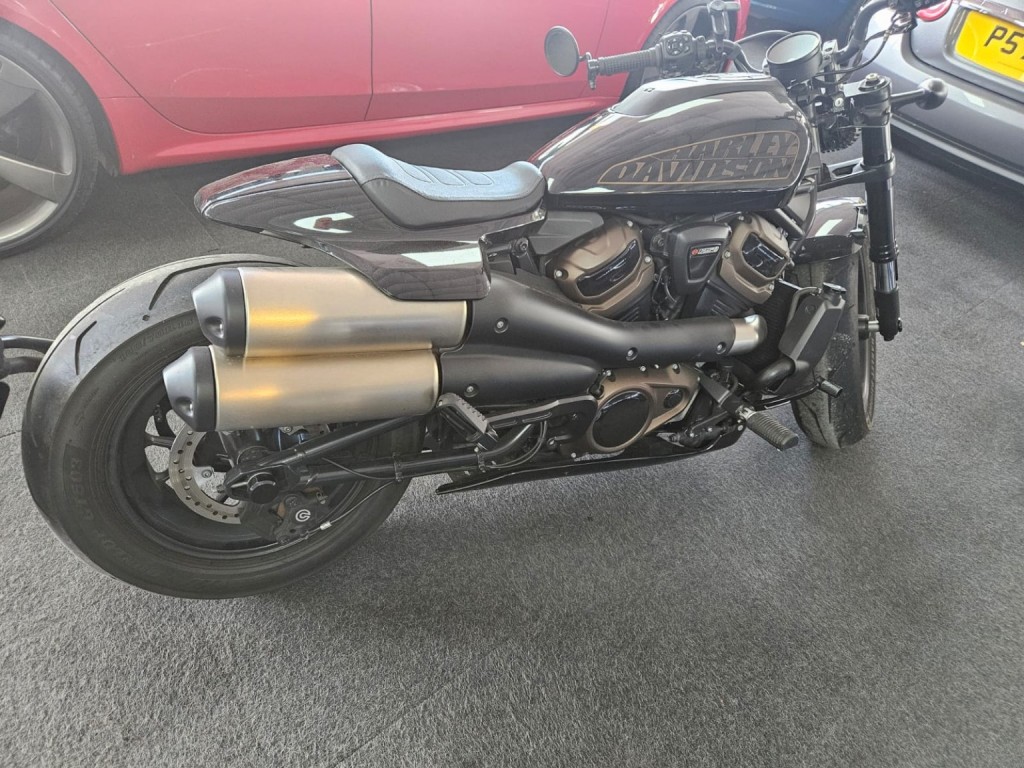 View HARLEY-DAVIDSON Sportster 1250 Sportster S