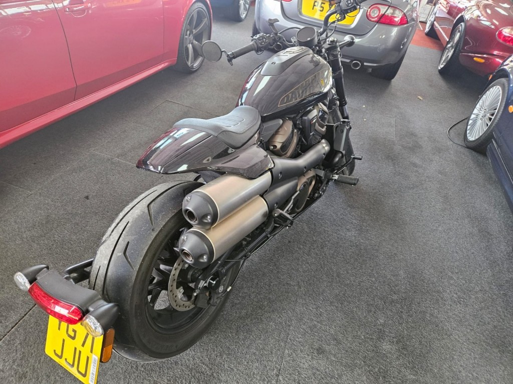 View HARLEY-DAVIDSON Sportster 1250 Sportster S