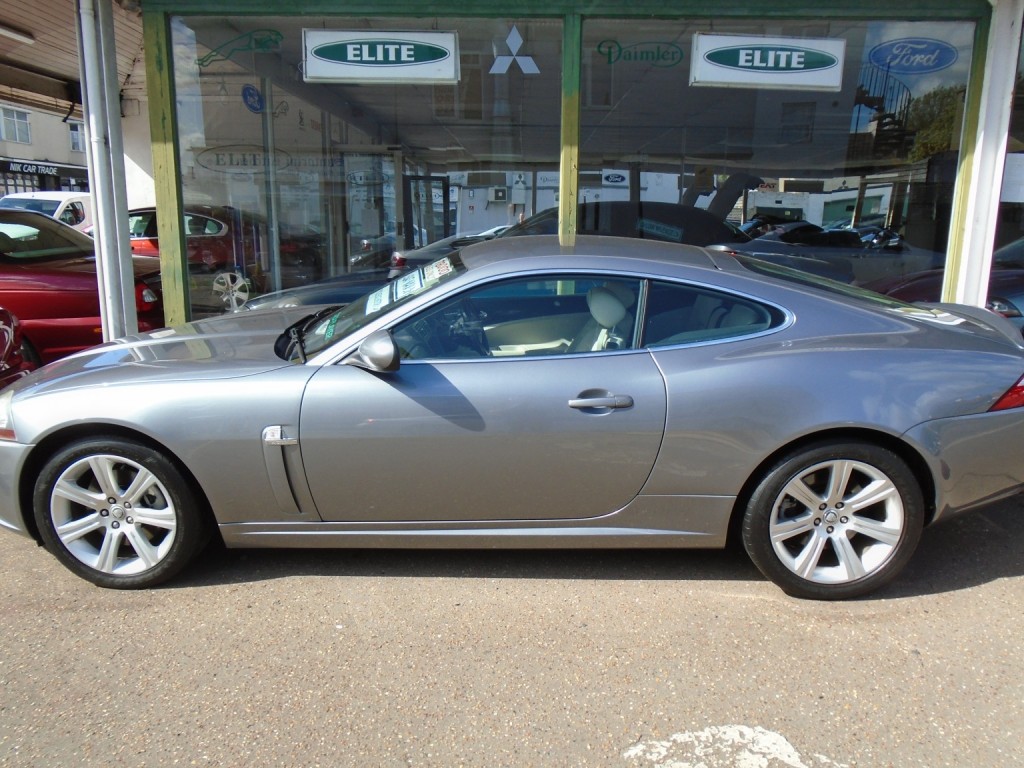 View JAGUAR XK 4.2 V8