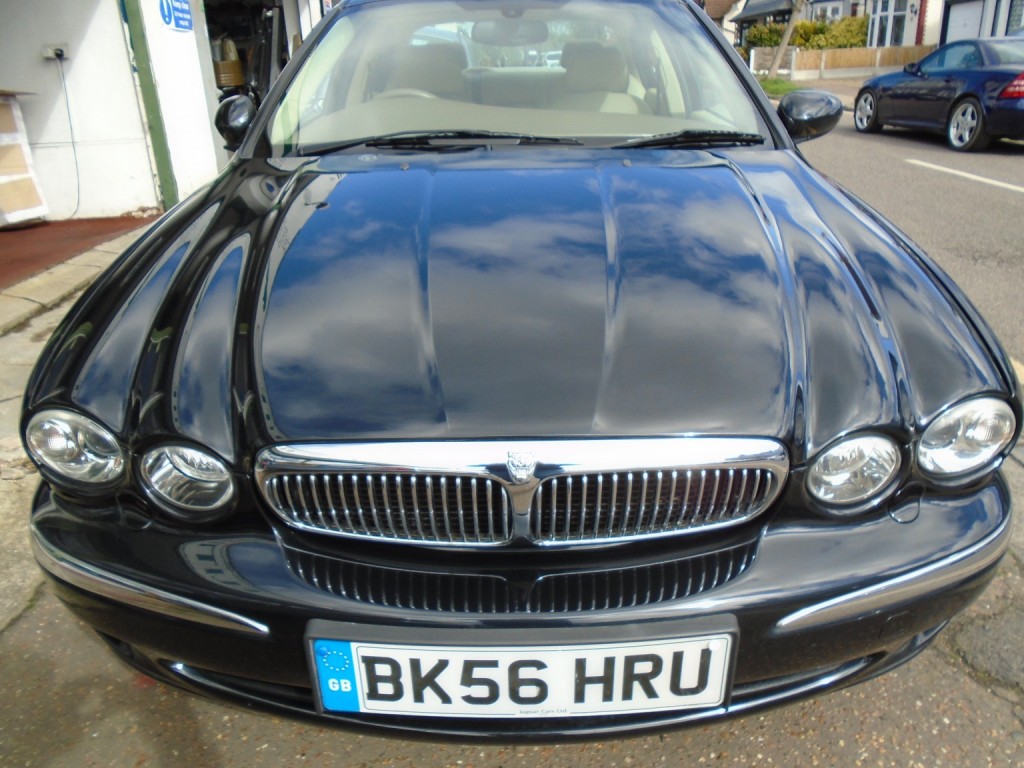 View JAGUAR X-TYPE 2.0 D SE