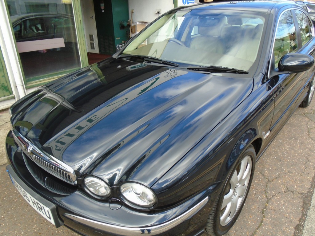 View JAGUAR X-TYPE 2.0 D SE
