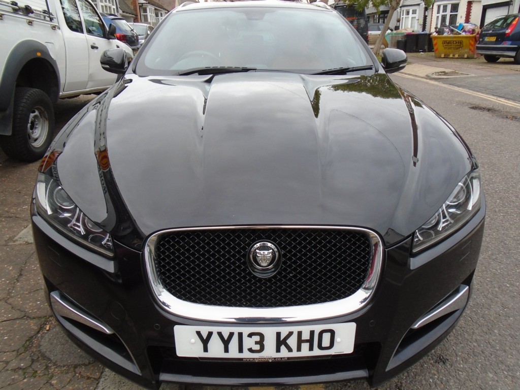 View JAGUAR XF 3.0 d S V6 Portfolio