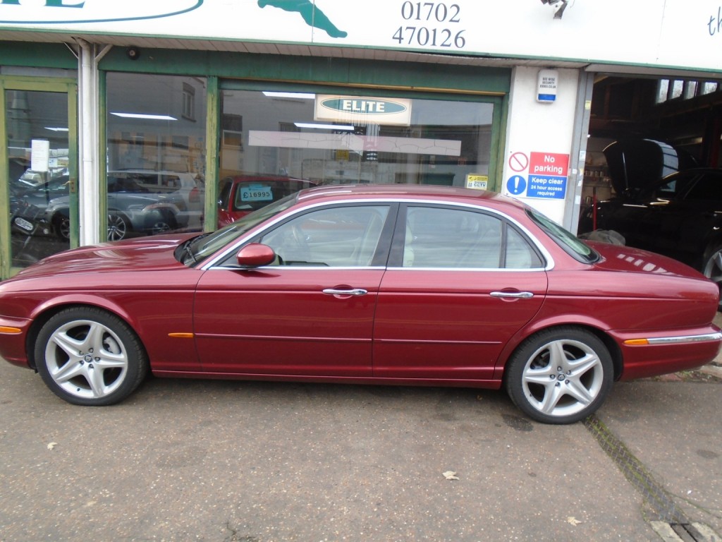 View JAGUAR XJ 3.0 XJ6 Sovereign