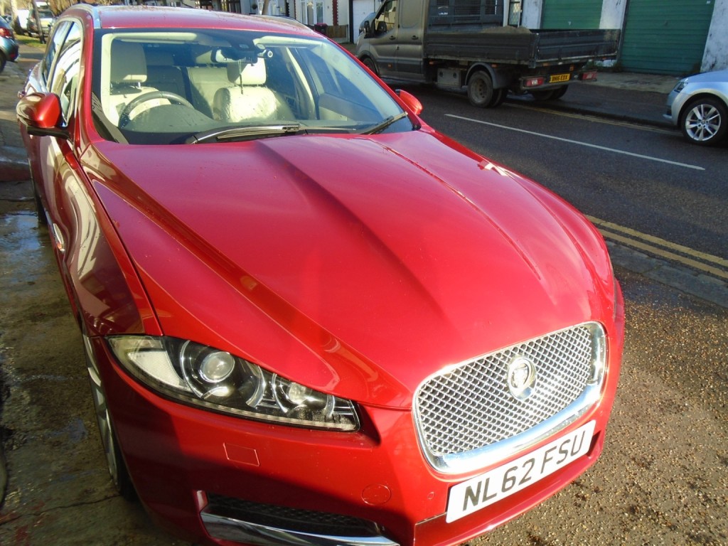 View JAGUAR XF 2.2 d Premium Luxury