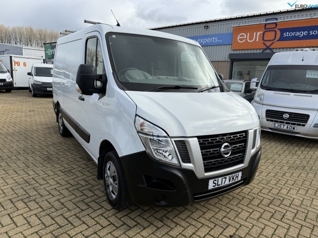 NISSAN NV400