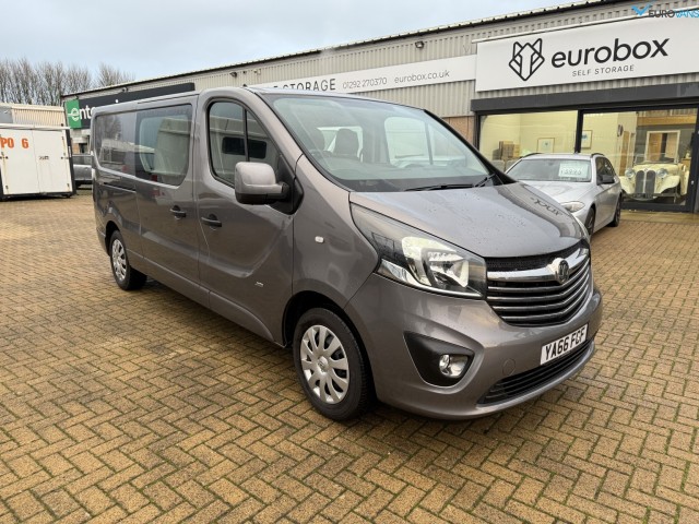 VAUXHALL VIVARO