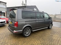 VOLKSWAGEN TRANSPORTER SHUTTLE