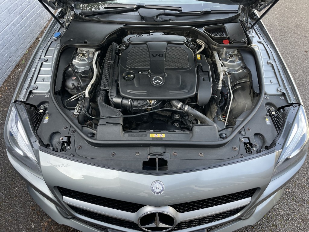 MERCEDES-BENZ SL