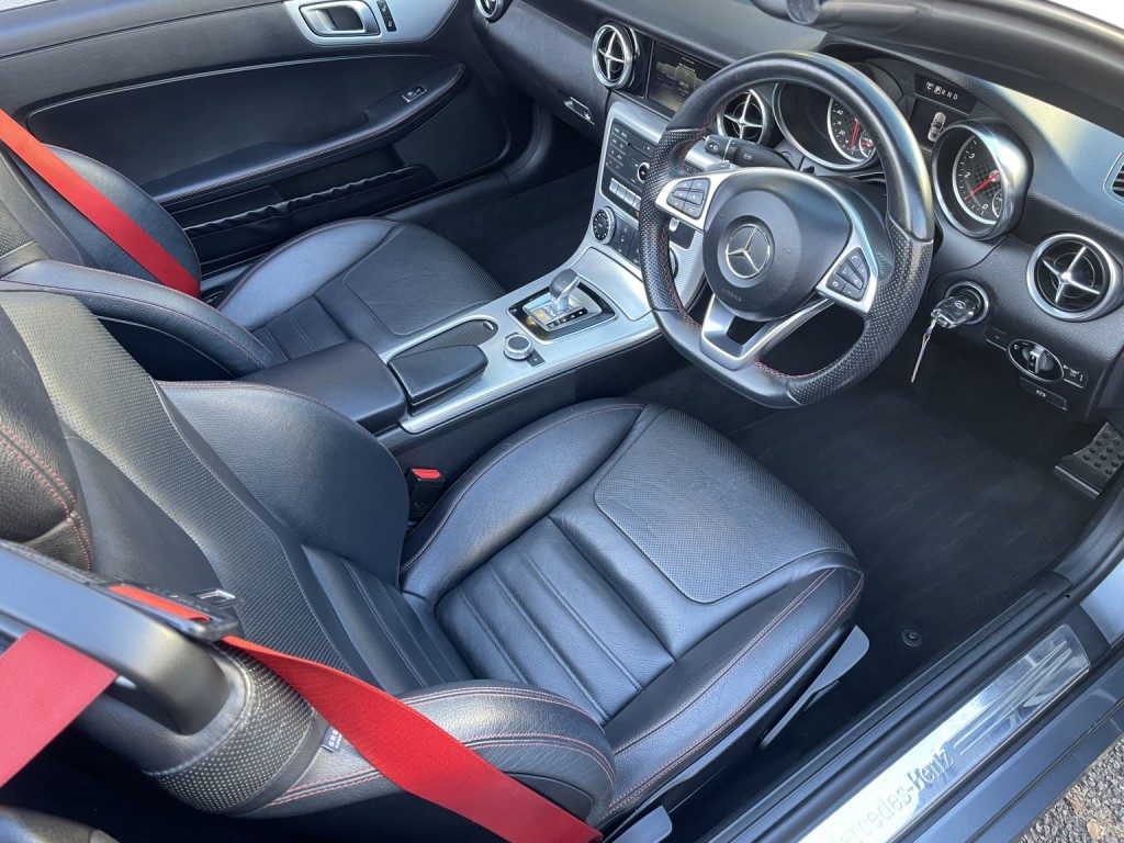 View MERCEDES-BENZ SLC 2.0 SLC200 AMG Line