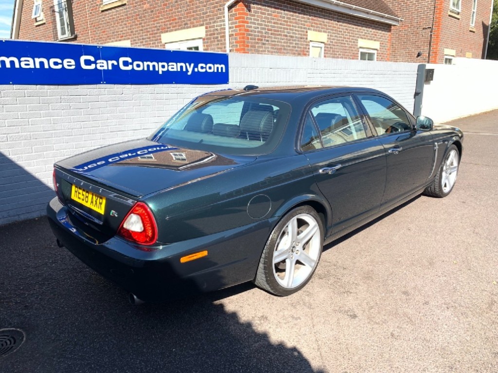 JAGUAR XJR