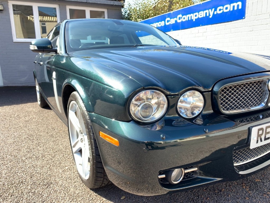 JAGUAR XJR