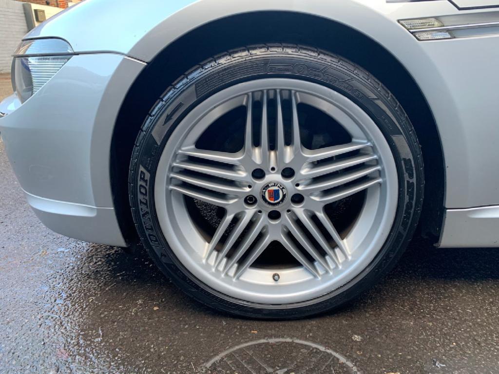 BMW 6 SERIES