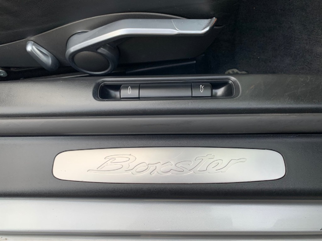PORSCHE BOXSTER