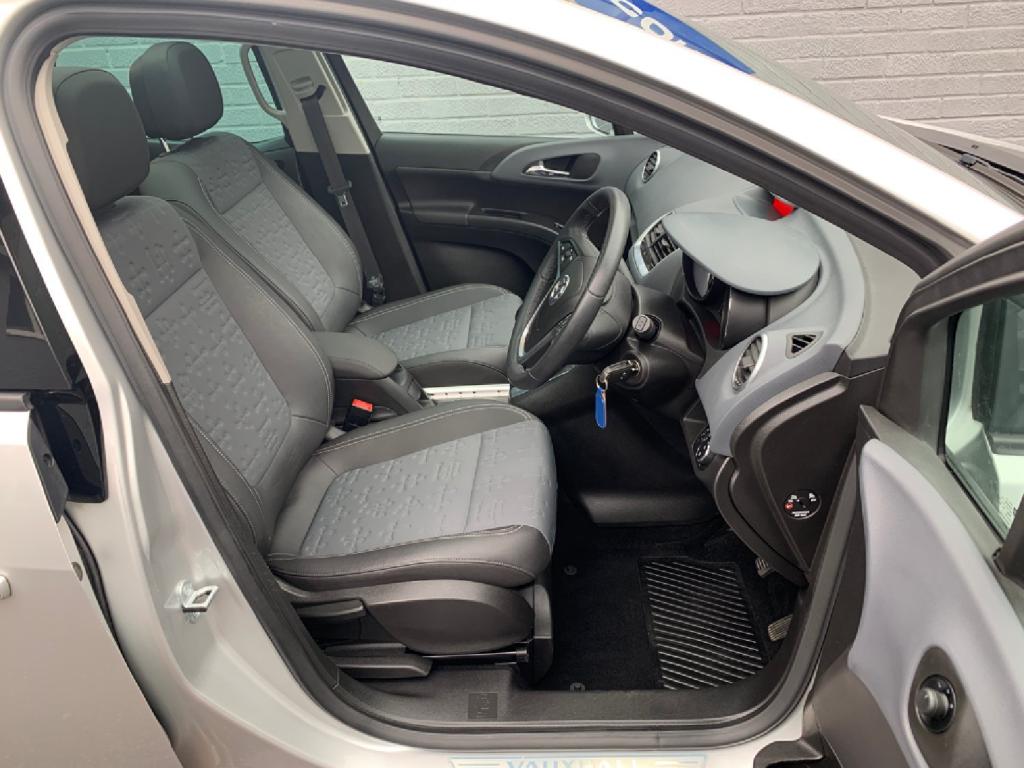 View VAUXHALL MERIVA VVT Ecotec-4 SE 1 Owner 29000miles FVSH Panoramic Roof AC 