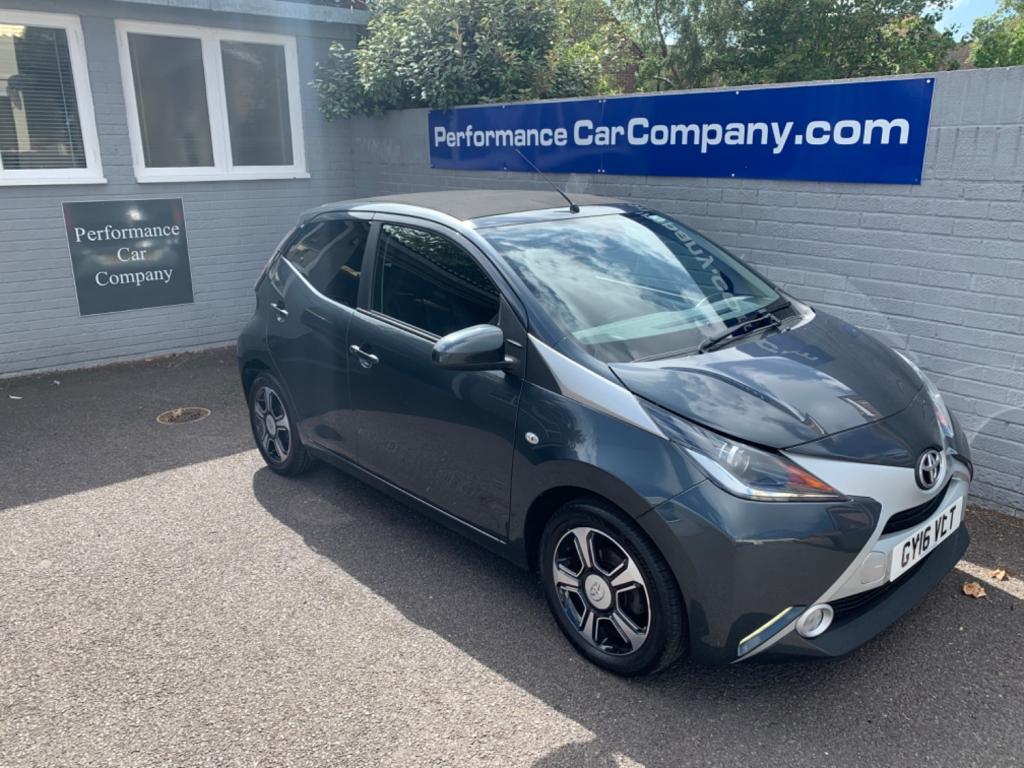 View TOYOTA AYGO VVT-I X-CLUSIV 2 Funroof 25900 miles FSH Leather Sat Nav Bluetooth R Camera