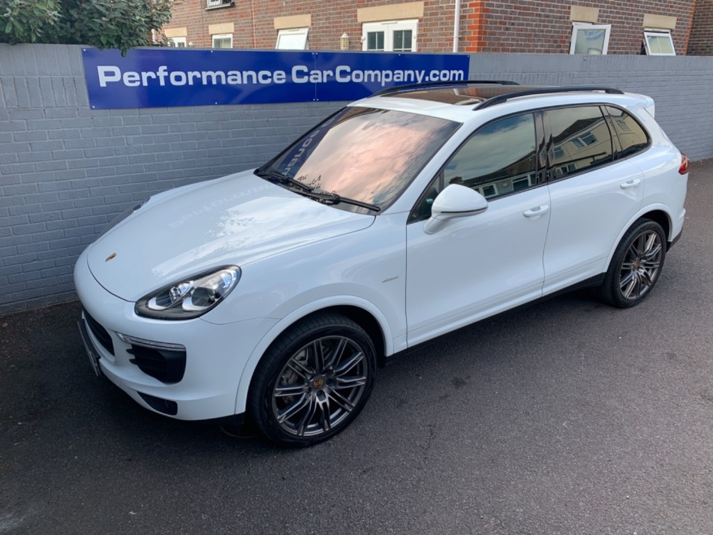 PORSCHE CAYENNE