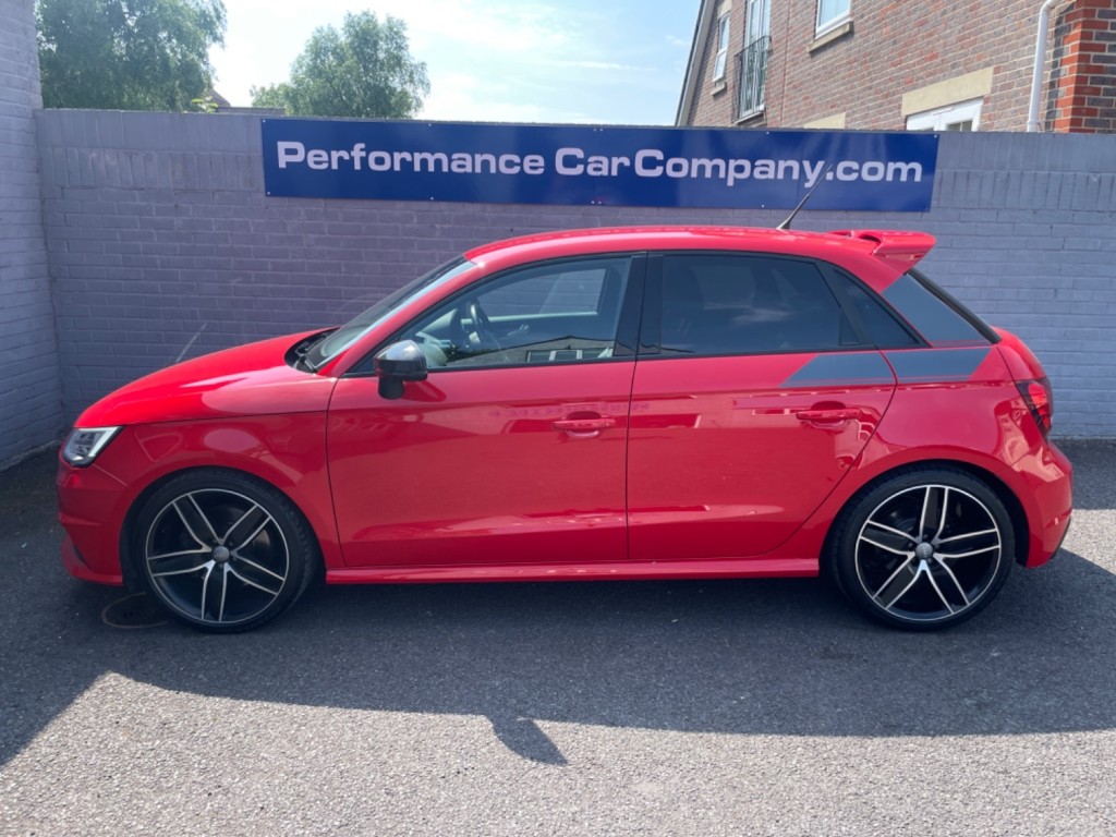 AUDI S1