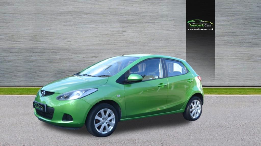 MAZDA 2