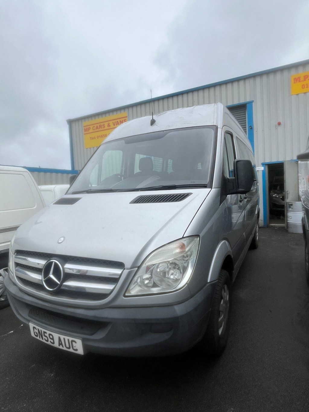 MERCEDES-BENZ SPRINTER