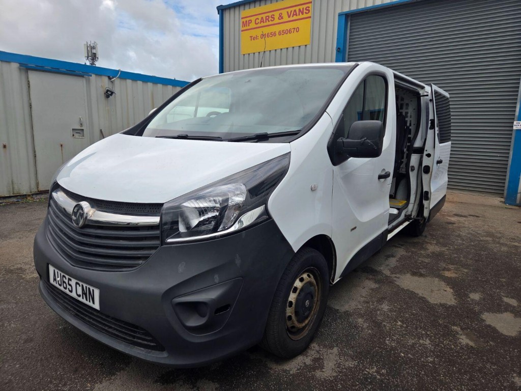 VAUXHALL VIVARO