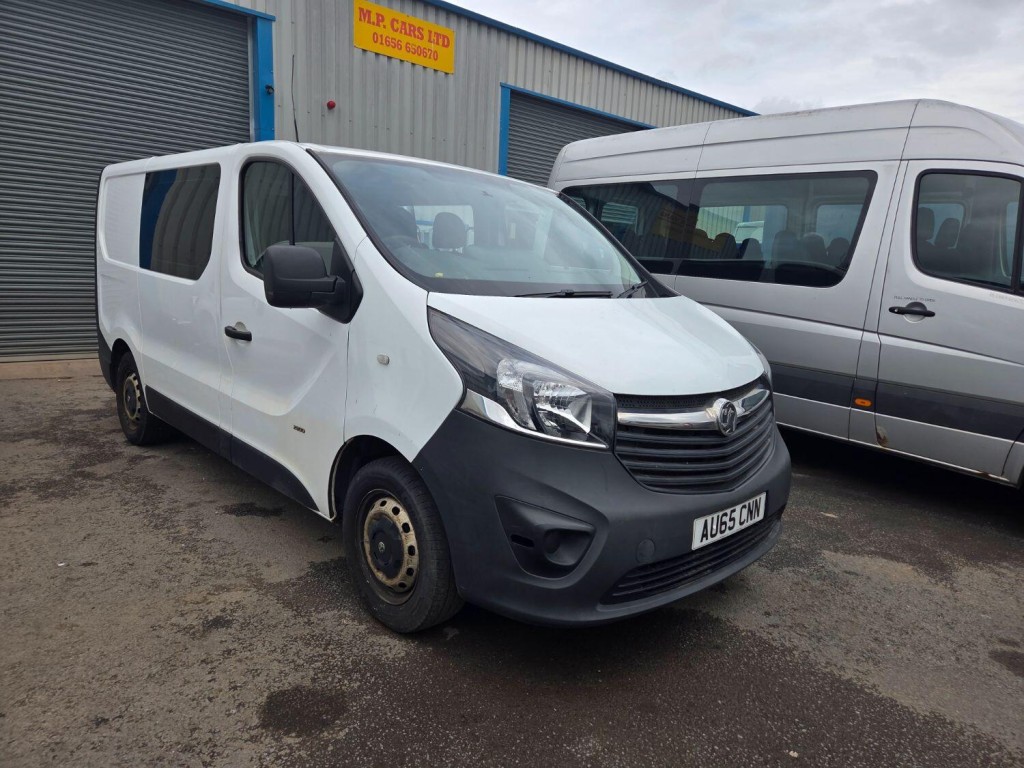 VAUXHALL VIVARO